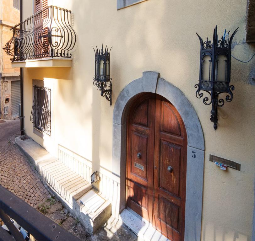 The Clock Houses Borgo Gallodoro Letojanni Extérieur photo