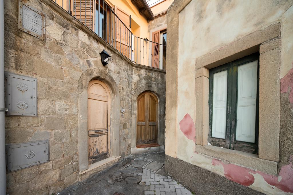 The Clock Houses Borgo Gallodoro Letojanni Extérieur photo