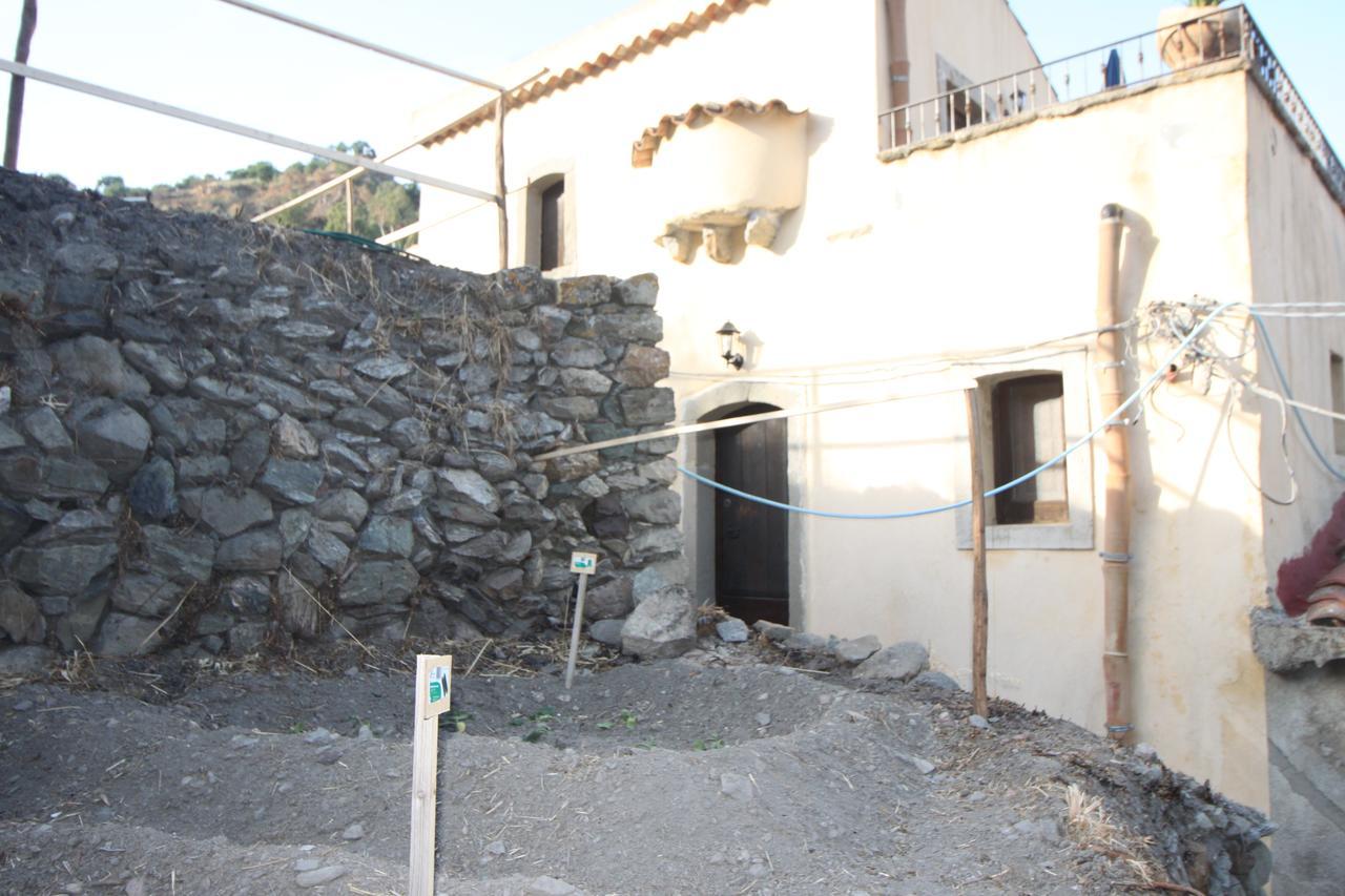 The Clock Houses Borgo Gallodoro Letojanni Extérieur photo